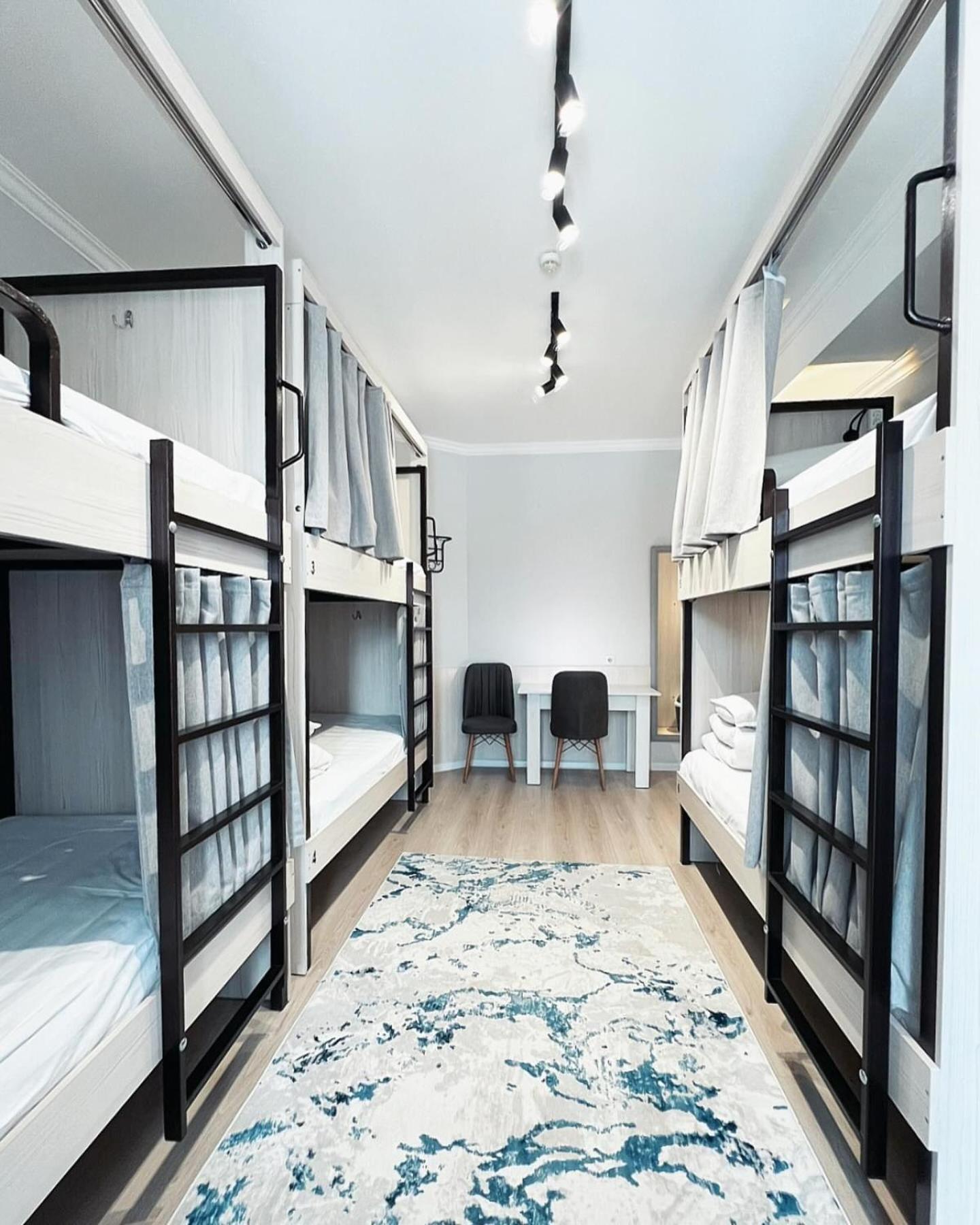Compass Hostel Μπισκέκ Εξωτερικό φωτογραφία