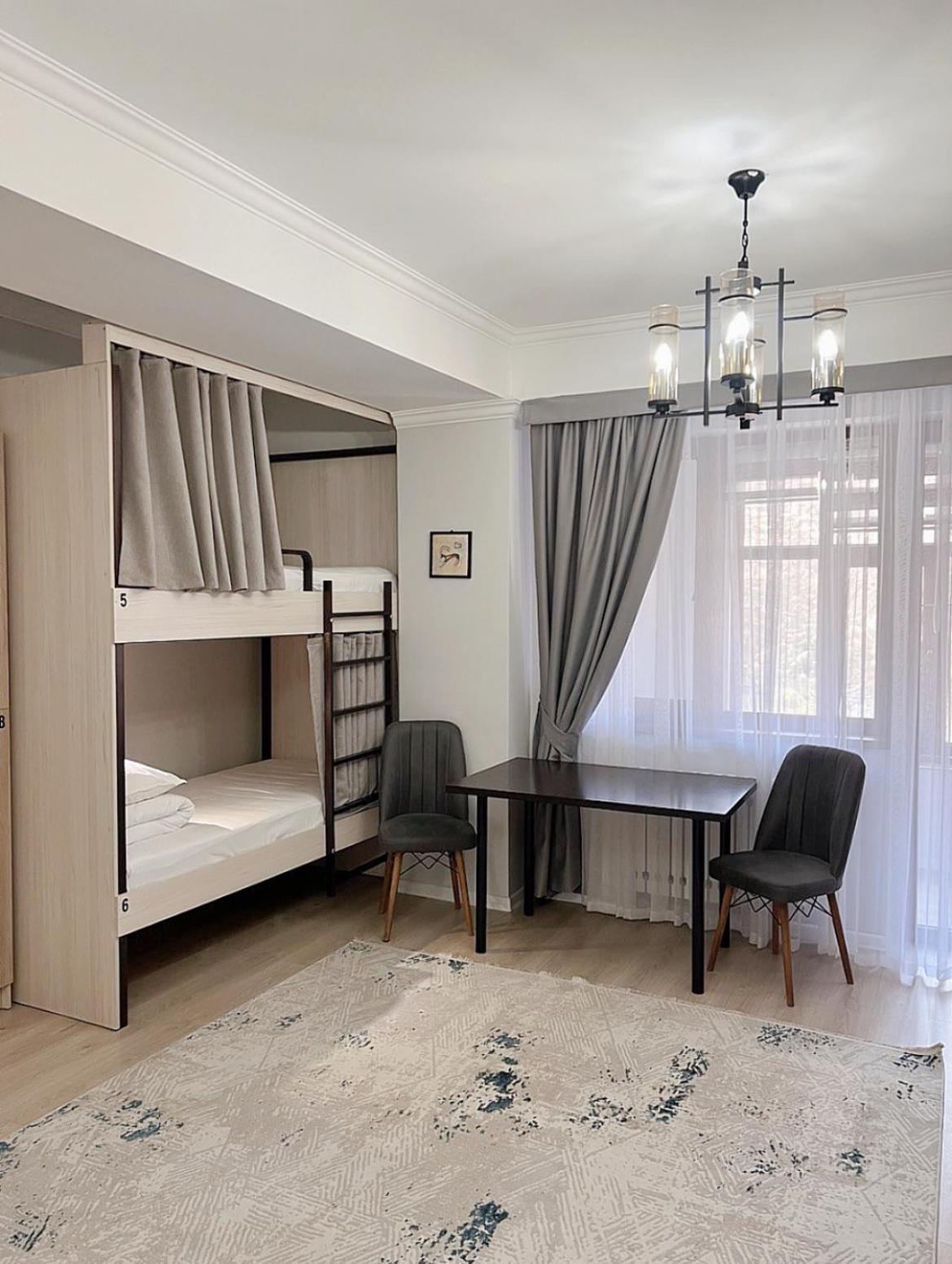 Compass Hostel Μπισκέκ Εξωτερικό φωτογραφία
