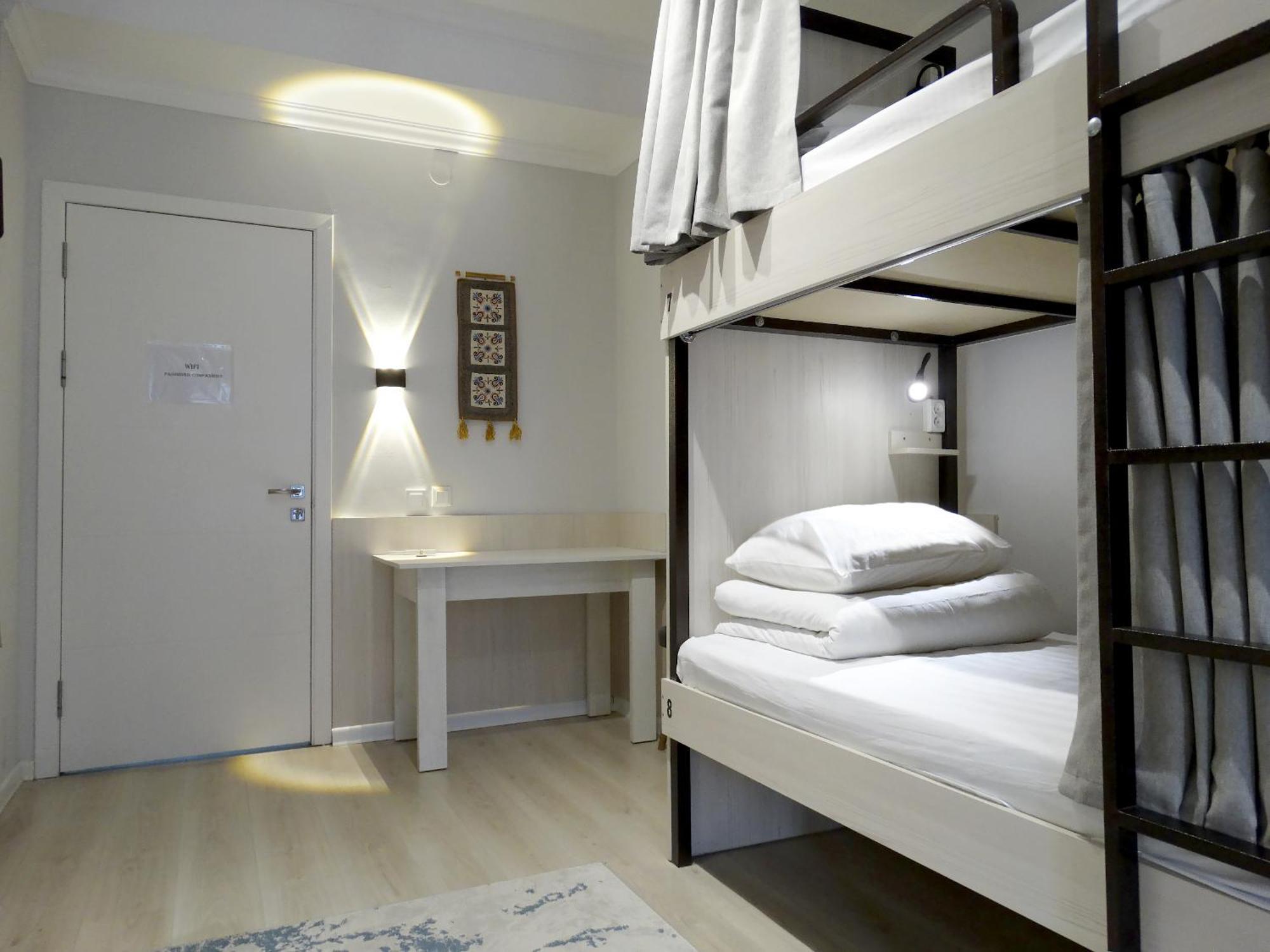 Compass Hostel Μπισκέκ Εξωτερικό φωτογραφία