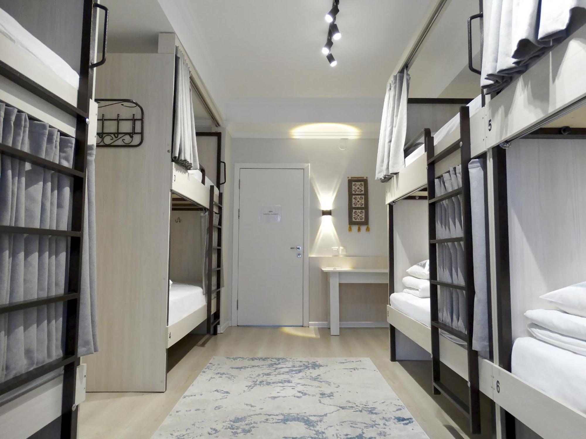 Compass Hostel Μπισκέκ Εξωτερικό φωτογραφία