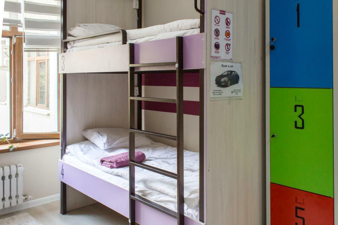 Compass Hostel Μπισκέκ Εξωτερικό φωτογραφία