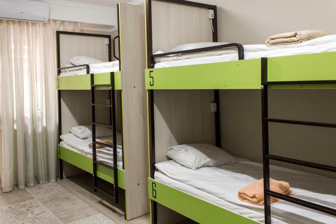 Compass Hostel Μπισκέκ Εξωτερικό φωτογραφία