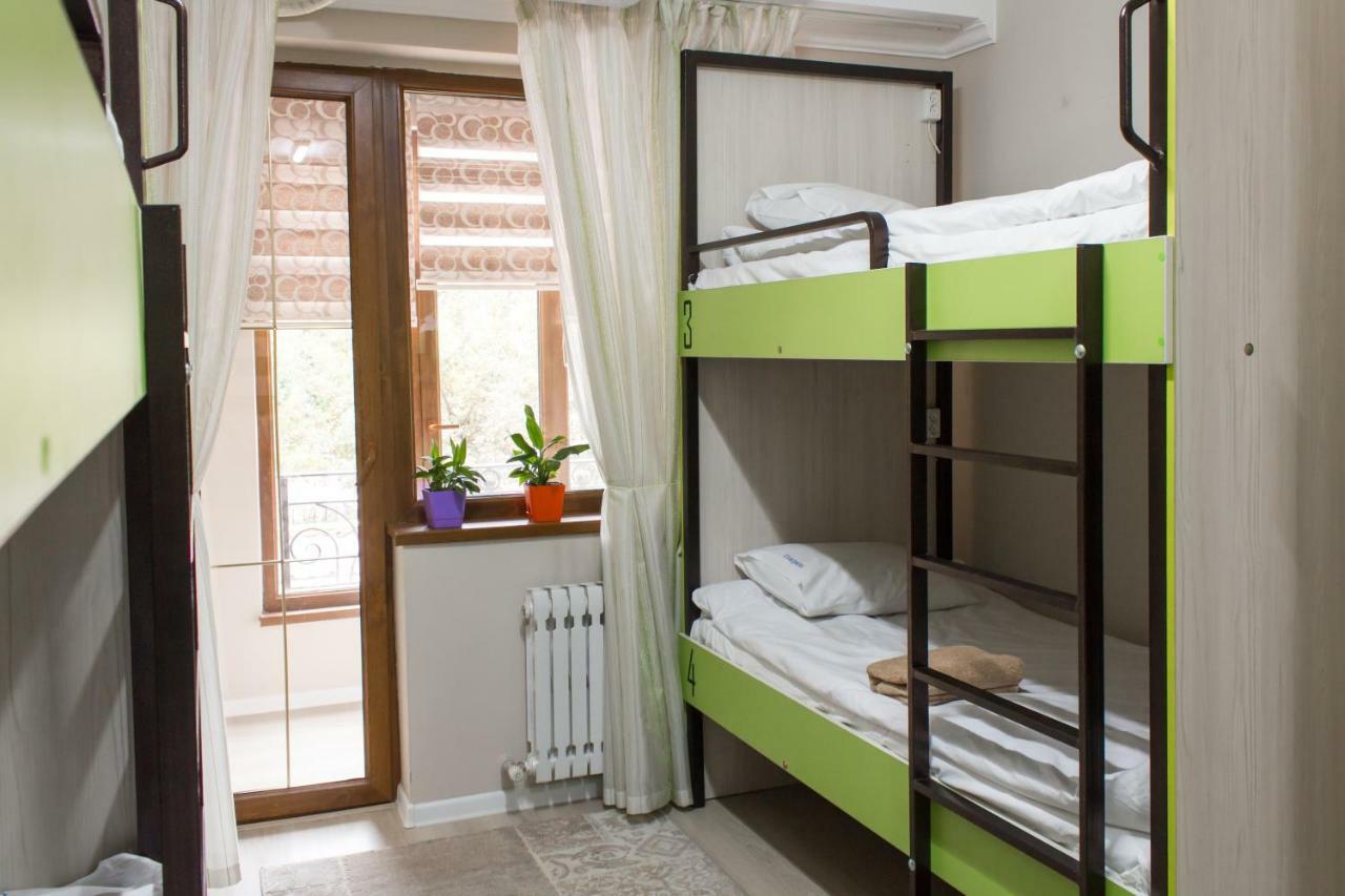 Compass Hostel Μπισκέκ Εξωτερικό φωτογραφία
