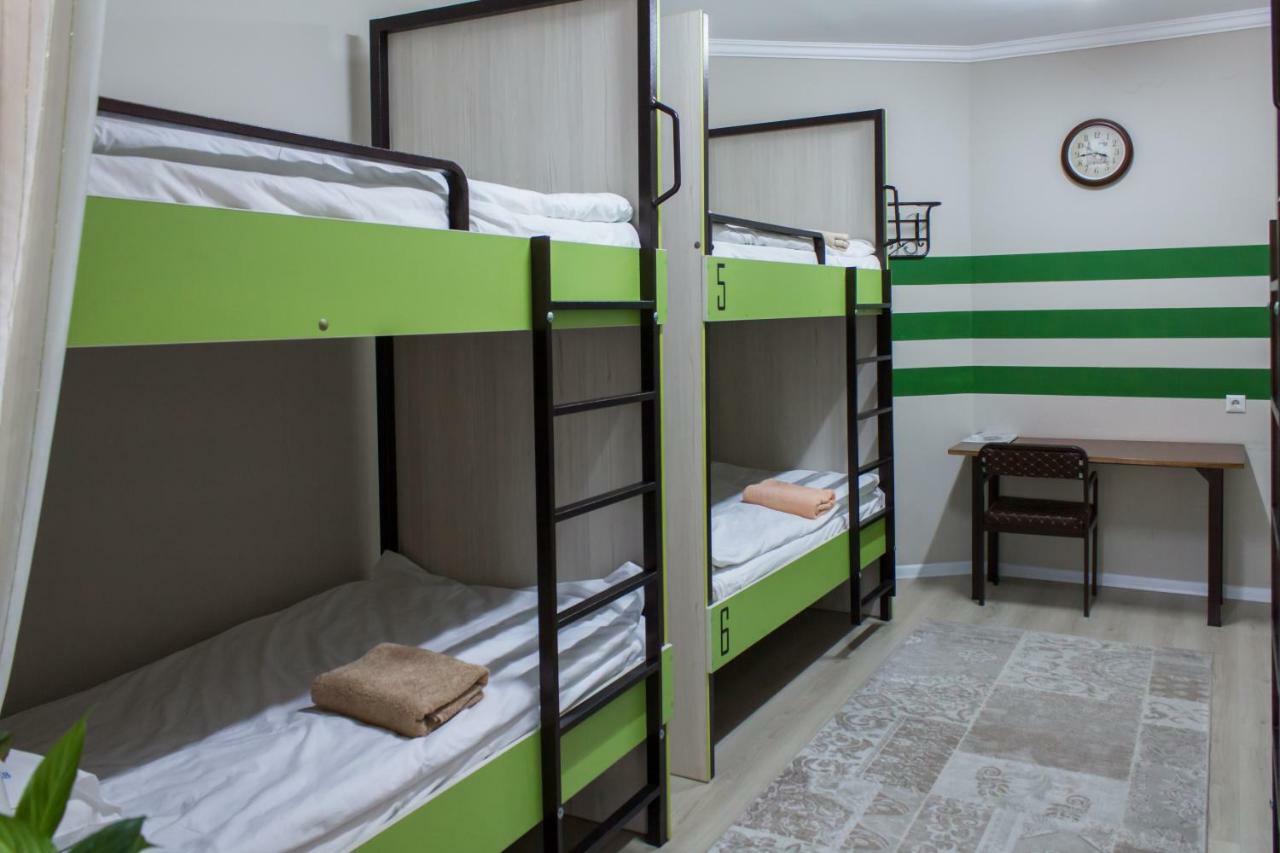 Compass Hostel Μπισκέκ Εξωτερικό φωτογραφία